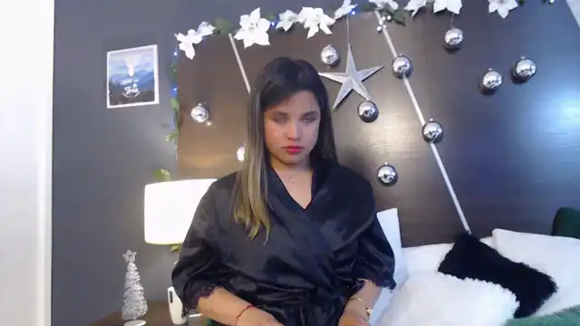 Katejolie – Xlovecam Video Stream Recording – 2025-10-09 06:03:36