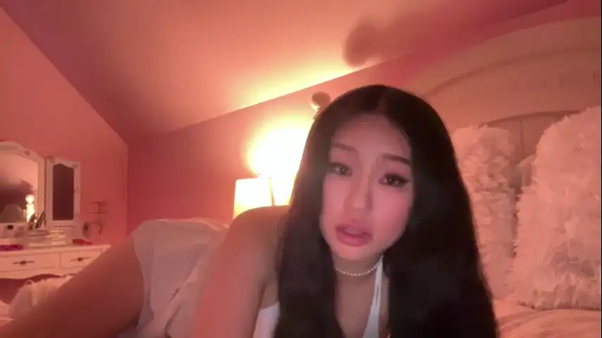 Molly_doris – Chaturbate Video Stream Recording – 2025-02-07 07:31:40