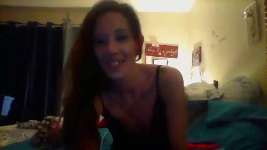 Roxxxiecoxxx – Chaturbate Video Stream Recording – 2025-12-24 13:59:09
