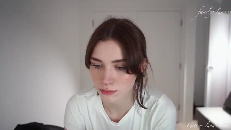 Luna_ai – Chaturbate Video Stream Recording – 2025-12-16 09:06:49