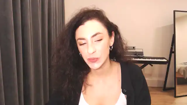 Millla_mi – Myfreecams Video Stream Recording – 2026-03-19 21:45:44