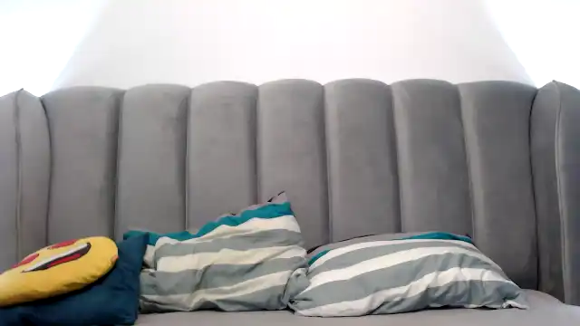 Missdivinna – Myfreecams Video Stream Recording – 2026-02-11 07:51:15