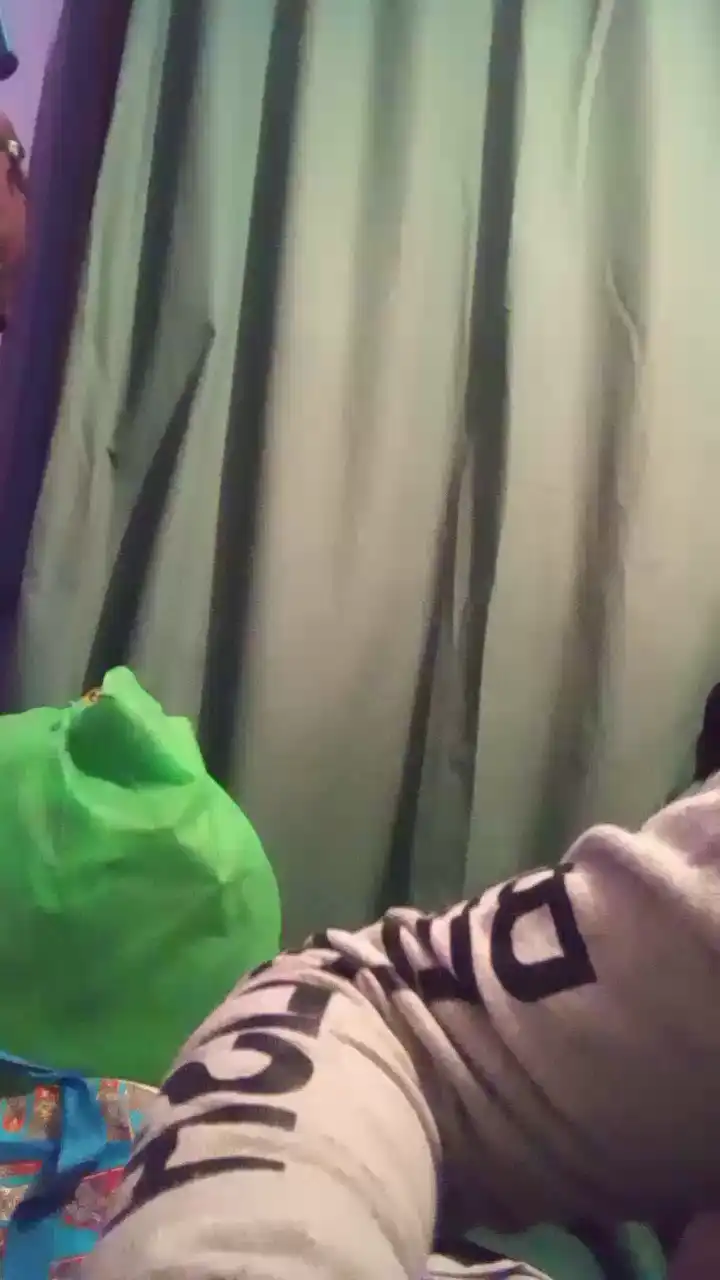 Roxanasexhot – Cam4 Video Stream Recording – 2025-05-19 10:25:57