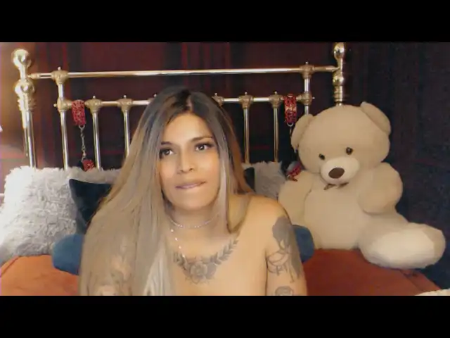 Chili – Xlovecam Video Stream Recording – 2026-02-06 11:25:23