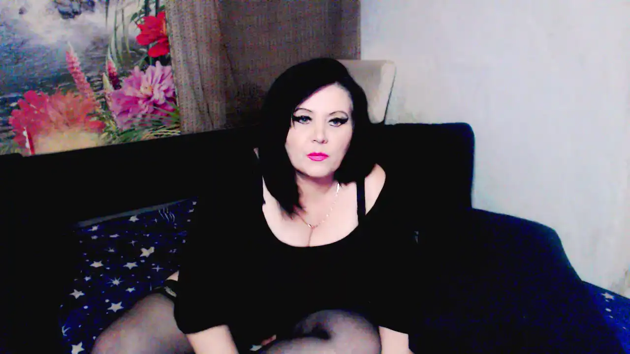 Izabelaaa_ – Showup Video Stream Recording – 2025-10-14 08:54:12