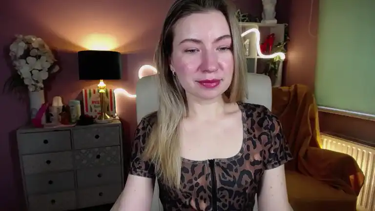 Miaxlovequeen – Streamate Video Stream Recording – 2025-12-12 04:14:19