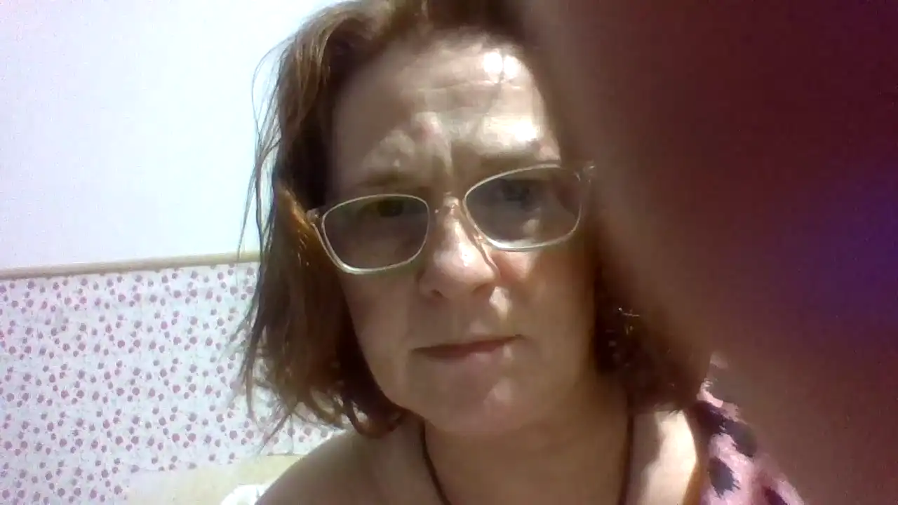 Redwow – Cam4 Video Stream Recording – 2025-02-27 20:18:35