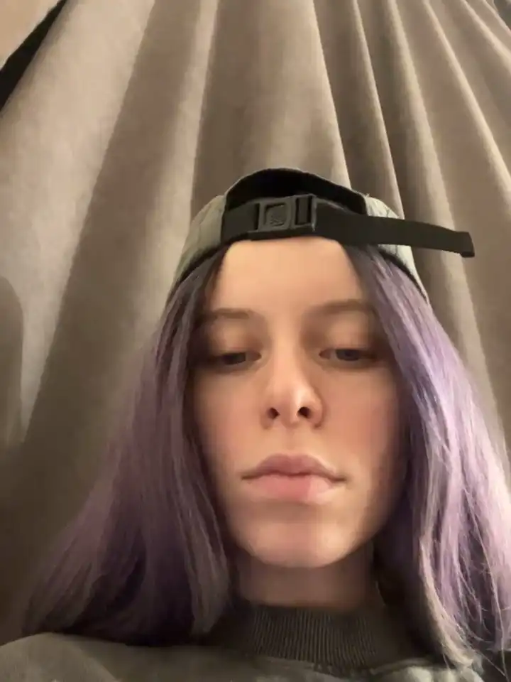 Rinamood – Stripchat Video Stream Recording – 2025-08-04 00:05:51