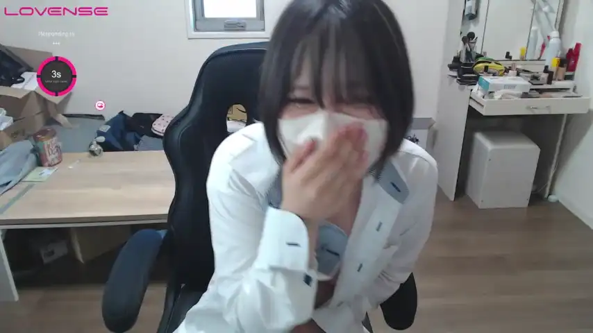 _nanase_chan – Stripchat Video Stream Recording – 2026-05-15 23:31:45