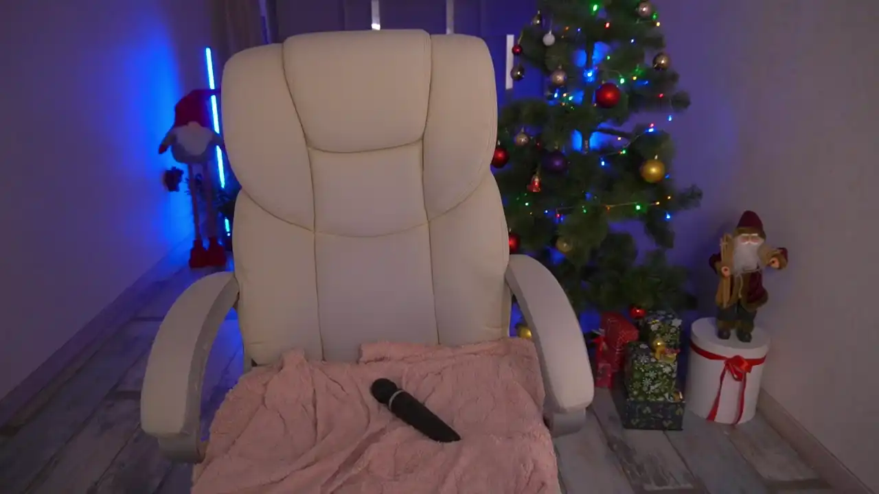 Juicyberrys – Stripchat Video Stream Recording – 2025-12-17 01:31:04