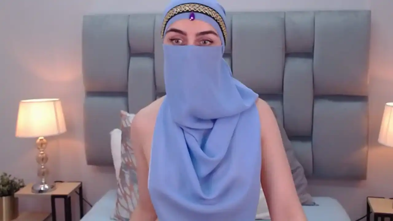 Aliah-manzur – Flirt4free Video Stream Recording – 2025-07-15 19:54:41
