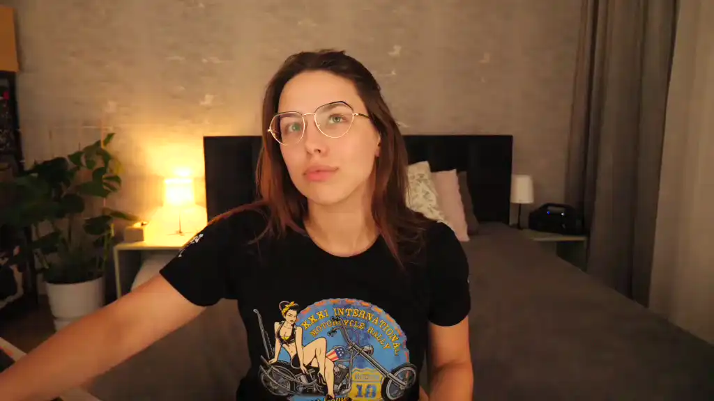 Suzybloow – Showup Video Stream Recording – 2025-09-20 03:55:22