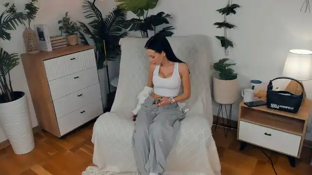 Odelyna-esse – Flirt4free Video Stream Recording – 2025-09-23 02:23:14