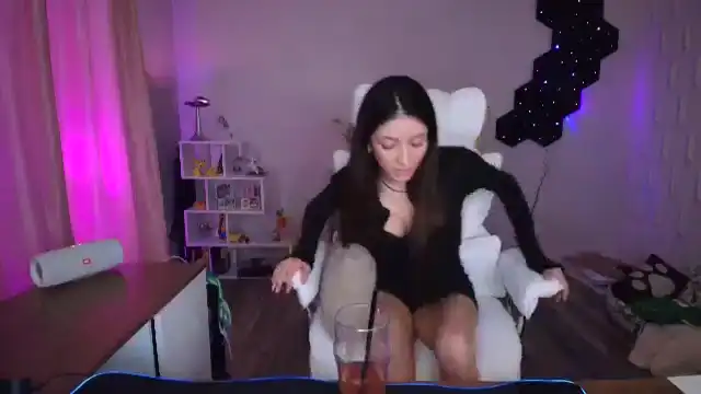Kaydolll – Myfreecams Video Stream Recording – 2025-12-24 05:19:51