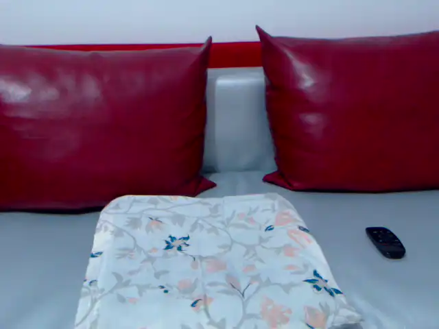 Sexyleea – Xlovecam Video Stream Recording – 2025-08-25 10:06:23