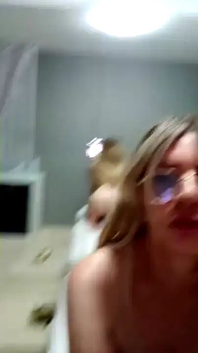 Fontana – Amateur.tv Video Stream Recording – 2026-04-22 23:28:38