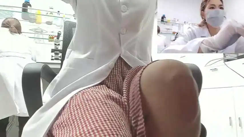 Naughtylab_office – Stripchat Video Stream Recording – 2025-11-15 12:50:41