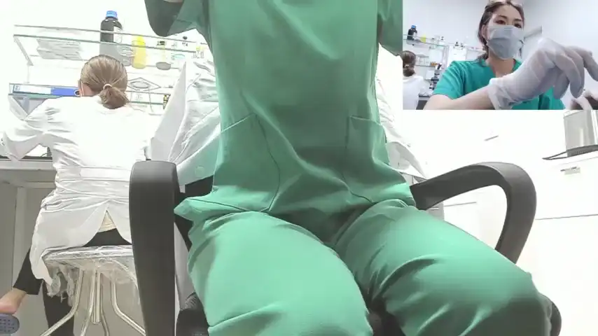 Naughtylab_office – Stripchat Video Stream Recording – 2025-10-08 01:39:31
