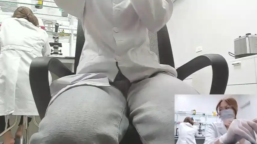 Naughtylab_office – Stripchat Video Stream Recording – 2026-03-25 15:47:40