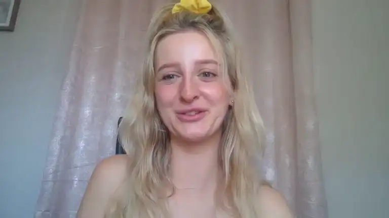 Maisierose – Streamate Video Stream Recording – 2025-12-27 13:04:45