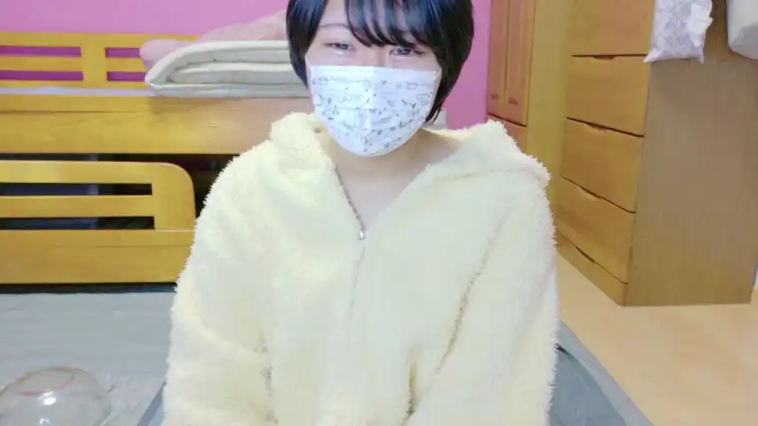 _usya_2525 – Stripchat Video Stream Recording – 2025-10-05 00:02:31