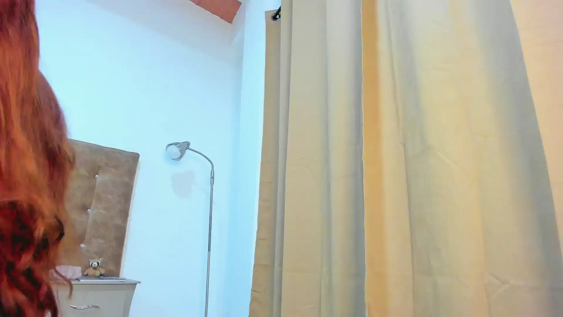 Dulcesmilee – Cam4 Video Stream Recording – 2026-05-11 10:34:16