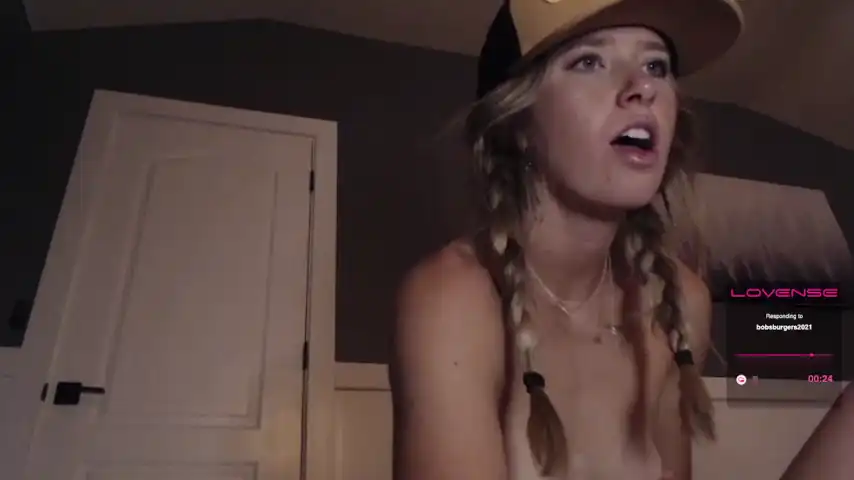 Lucy_gooosey – Chaturbate Video Stream Recording – 2026-01-25 02:11:37