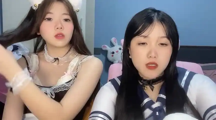 Xiaonian-wenwen – Stripchat Video Stream Recording – 2025-05-08 18:10:23