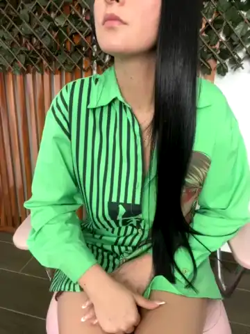 Carolina_novoa – Stripchat Video Stream Recording – 2025-12-03 02:38:24