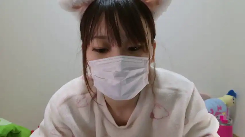 Hi---chan- – Stripchat Video Stream Recording – 2025-12-25 19:04:47
