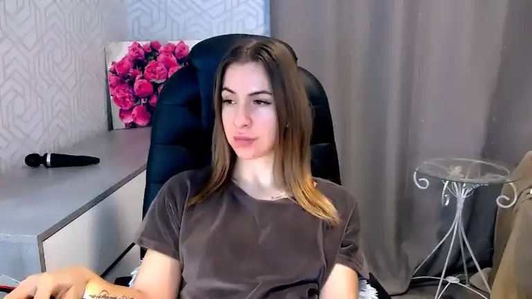 Megannaughtyy – Streamate Video Stream Recording – 2025-10-18 02:31:18