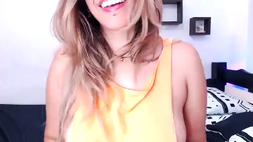 Evoletmel – Amateur.tv Video Stream Recording – 2025-10-06 01:36:32