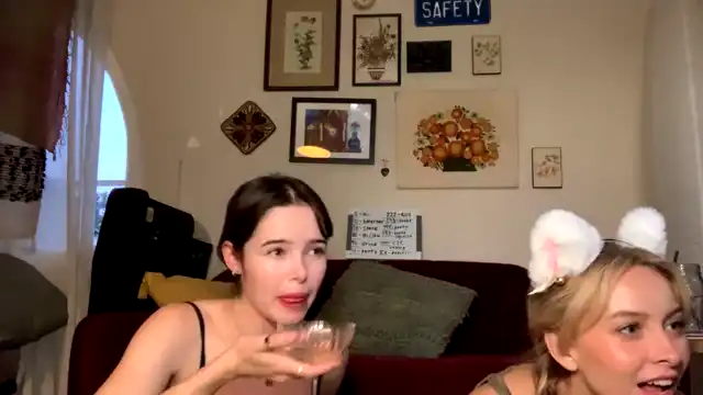 Mimicarr – Myfreecams Video Stream Recording – 2026-01-26 04:30:09