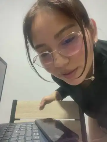 Kittyfresita – Stripchat Video Stream Recording – 2025-03-05 17:49:19