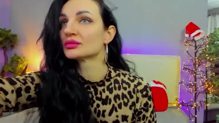 Tinareyess – Streamate Video Stream Recording – 2025-12-06 08:39:02