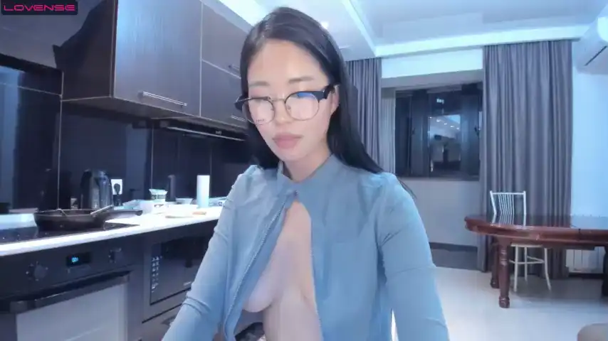 Hinakura_lim – Chaturbate Video Stream Recording – 2025-05-30 22:20:02